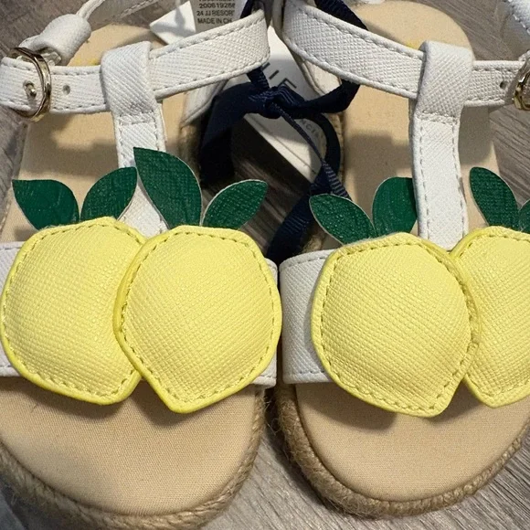 Janie and Jack White Yellow Sandals with Lemons - Picture 1 of 7
